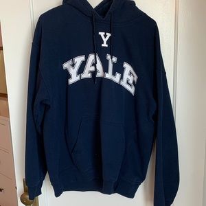 Oversized Yale Hoodie